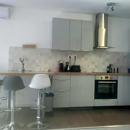 L'heraclee - Terrasse, Piscine, Parking - Shellter Apartment